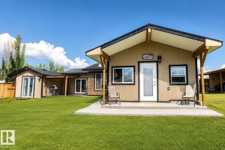 Property Photo: 315 57201 Rng Rd 102 AB T0A 3A0