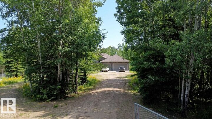 Property Photo:  #9 Pinebrook Estates  AB T0G 2J0 