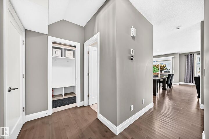 Property Photo:  89 Spring Gate  AB T7X 0S6 