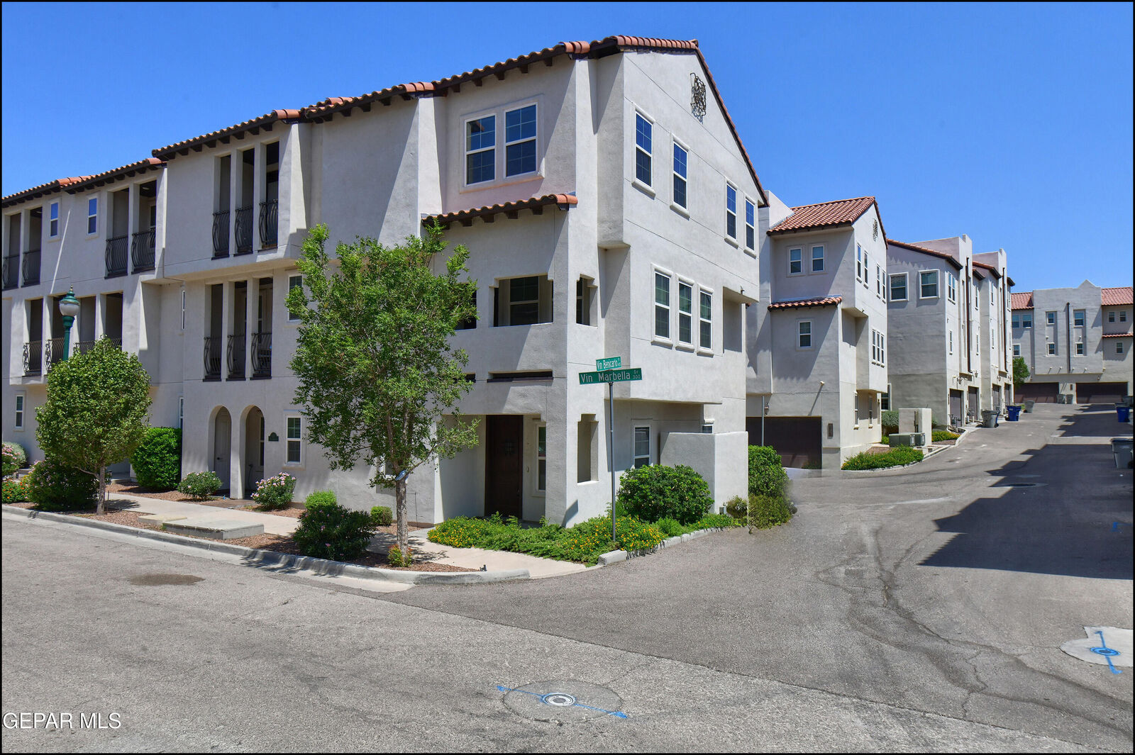 Property Photo:  312 Vin Almoradi Court  TX 79912 