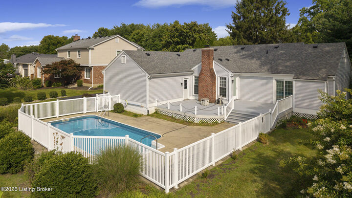 Property Photo: 13309 Settlers Point Trail KY 40026