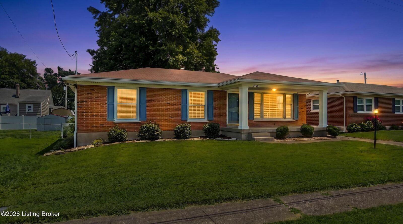 Property Photo:  2709 Parklawn Dr  KY 40217 
