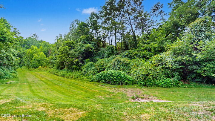 Property Photo: 5300 Carolina Crossings Way 101 KY 40219