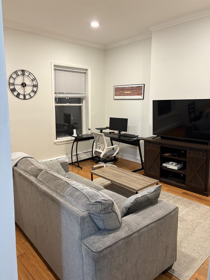 Property Photo: 102 Washington St 4D NJ 07030