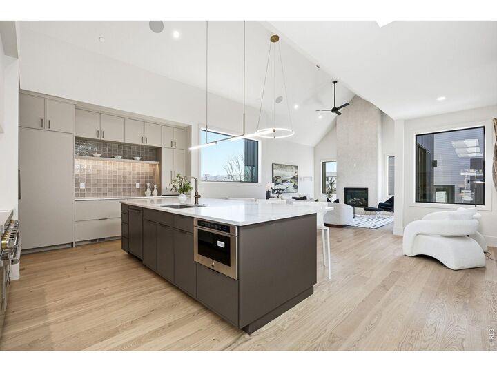 Property Photo:  402 S 3rd Ave  CO 80027 