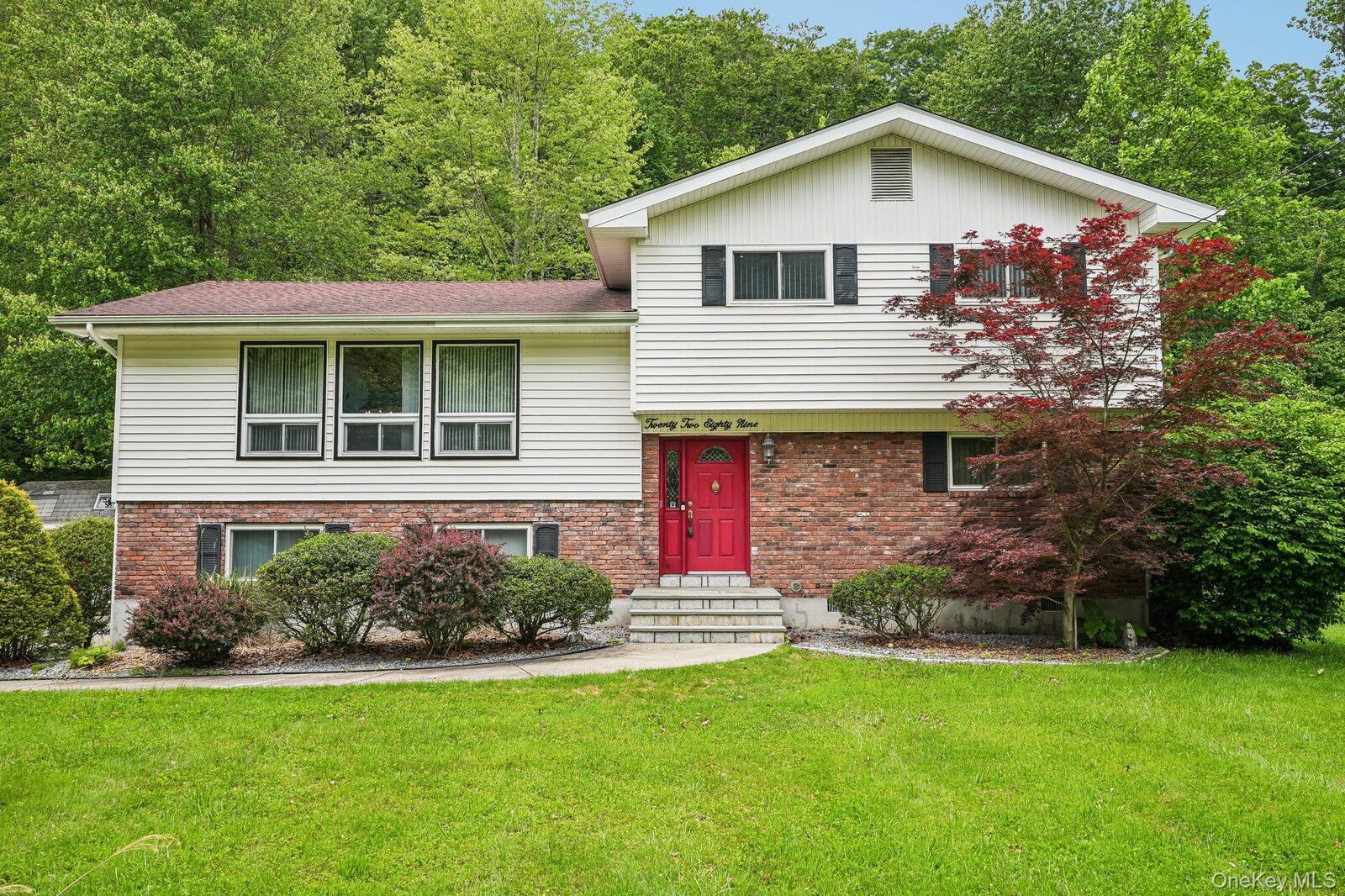 Property Photo: 2289 Sultana Drive NY 10598