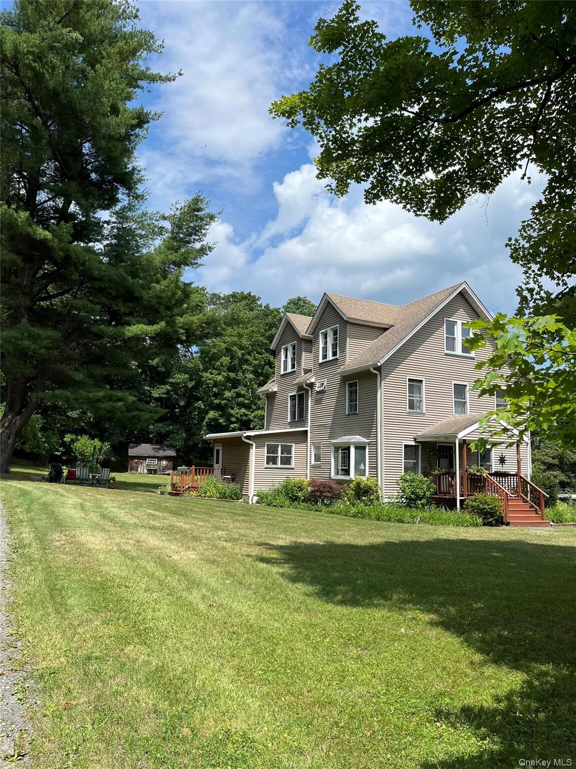 Property Photo:  17 Spring Street  NY 12428 