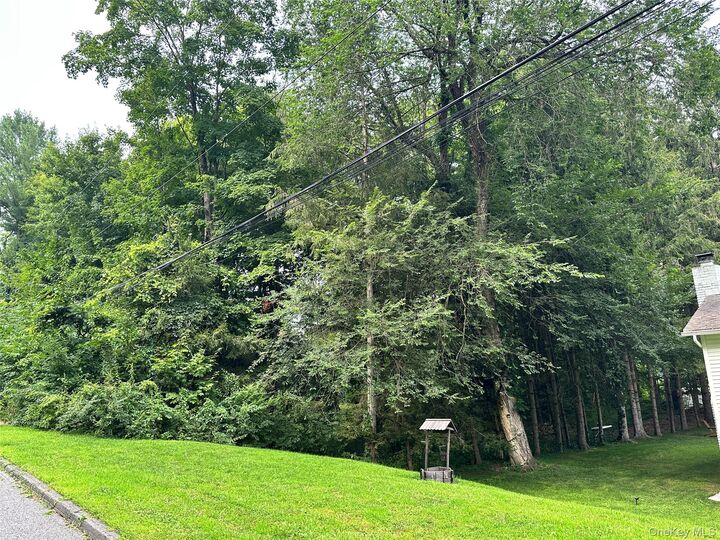 Property Photo:  222 Beach Drive  NY 10541 