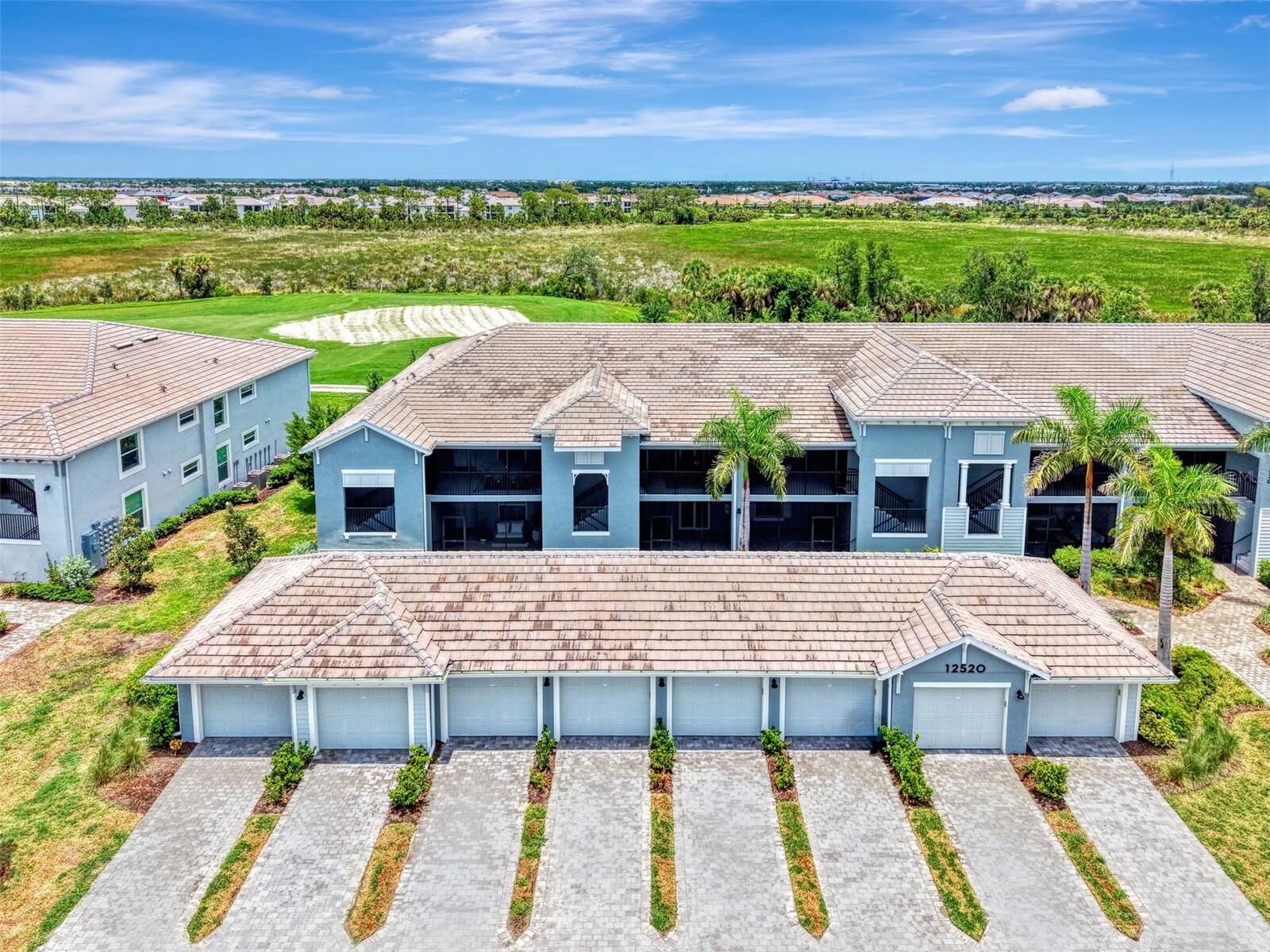 Property Photo: 12520 Galapagos Court 102 FL 34293