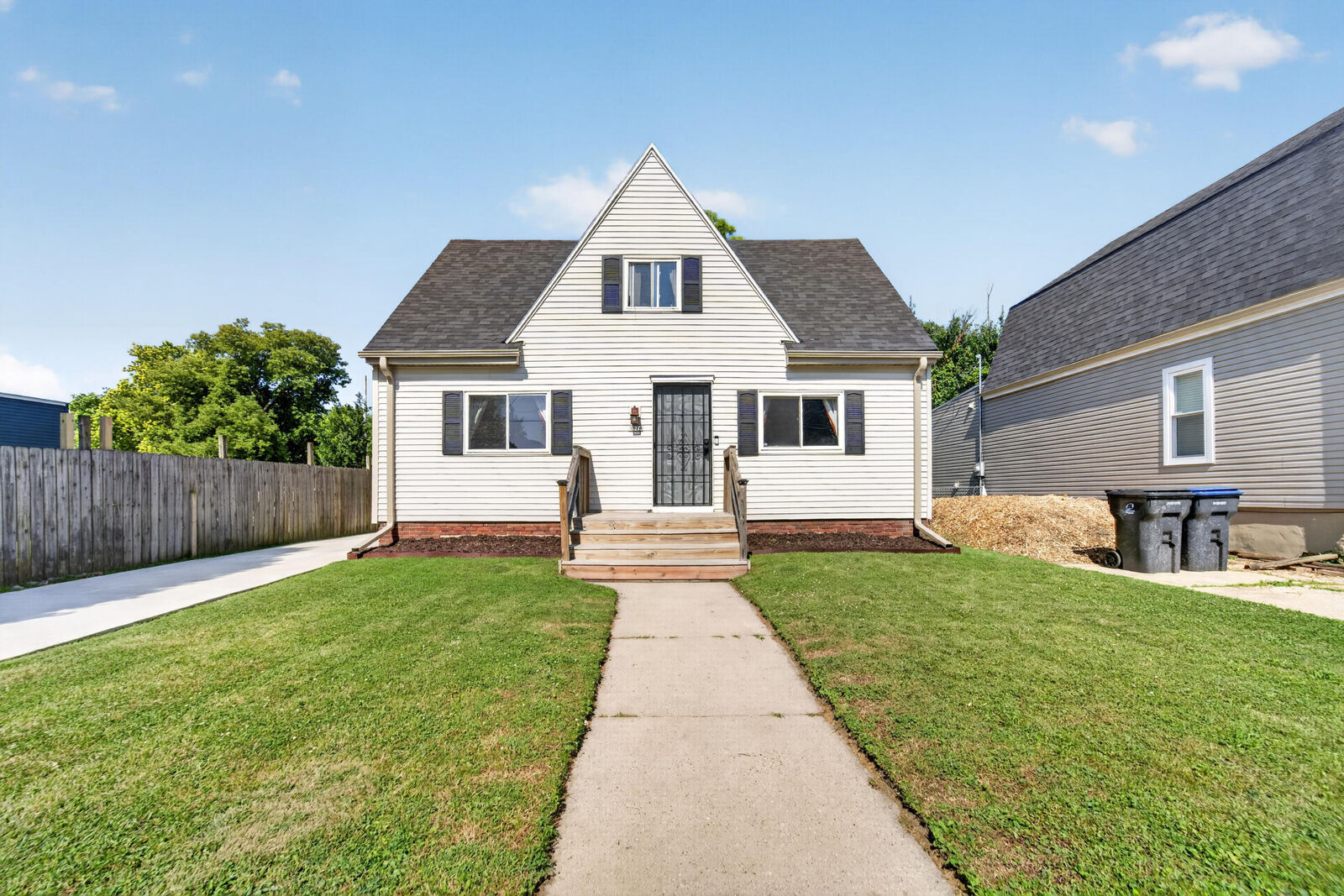 Property Photo:  3614 Sheridan Rd  WI 53403 