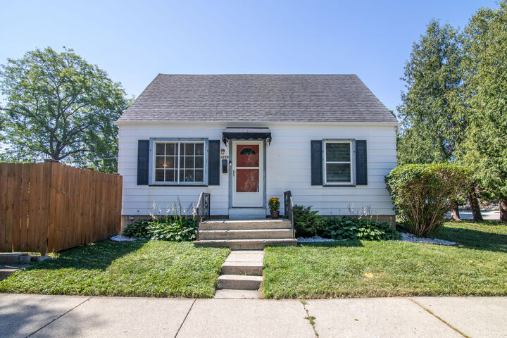 Property Photo: 11729 W Washington St WI 53214