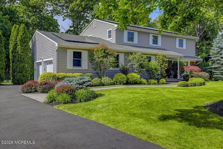 Property Photo:  33 Stonehenge Drive  NJ 07712 