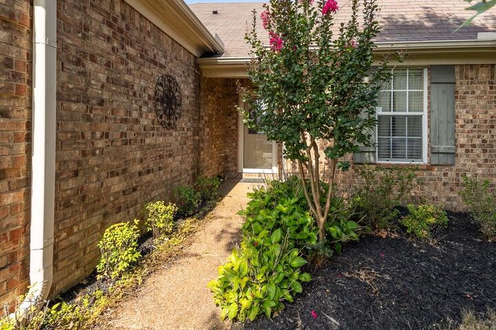 Property Photo: 1519 Sutton Meadow Ln TN 38016