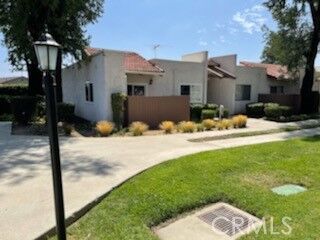 Property Photo:  17572 Vandenberg Lane 01  CA 92780 