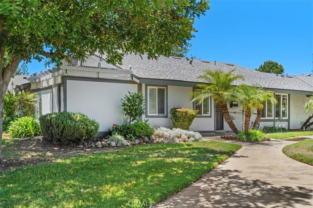 Property Photo:  1341 Maxwell  CA 91786 