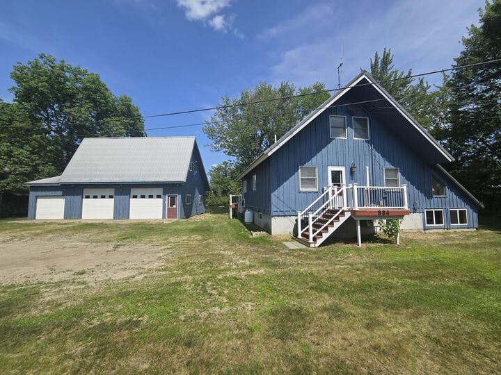 Property Photo:  884 Transalpine Road  ME 04457 