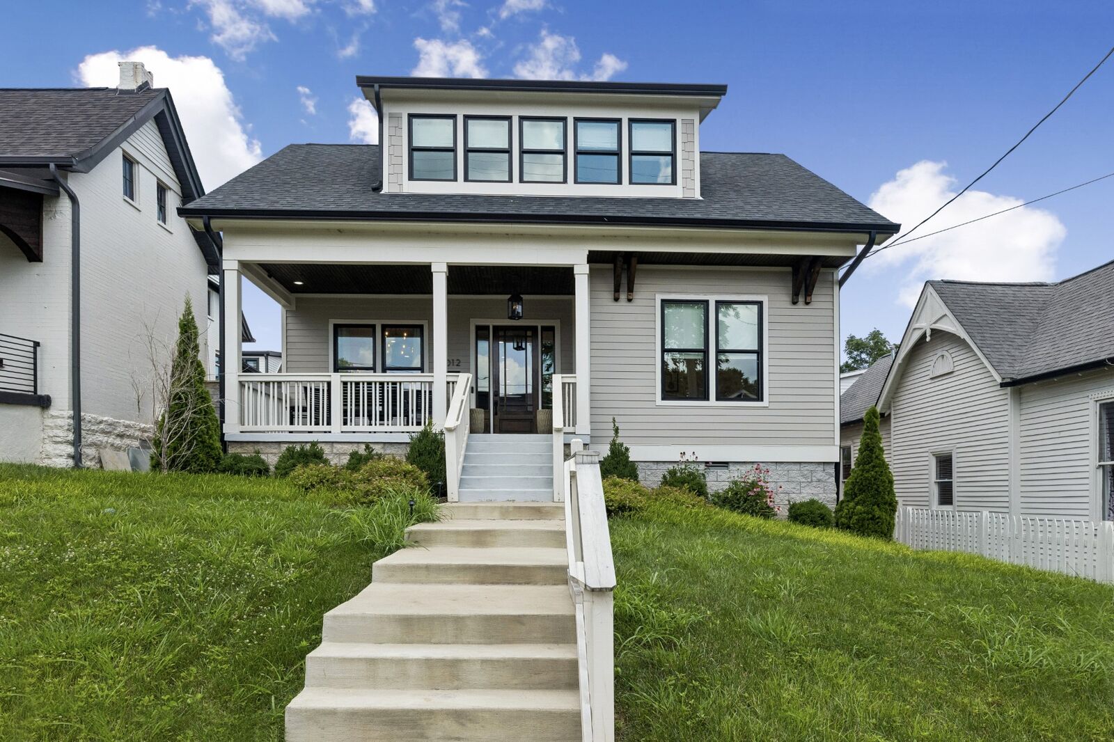 Property Photo:  1012 Lawrence Ave  TN 37204 