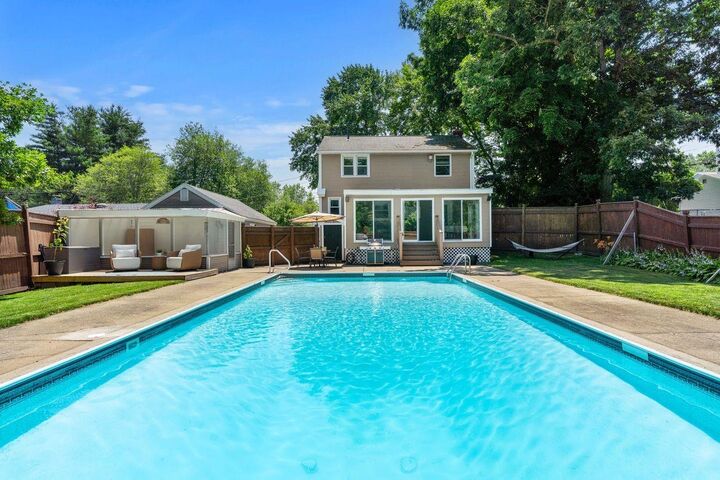 Property Photo: 83 Violet Street NH 03102