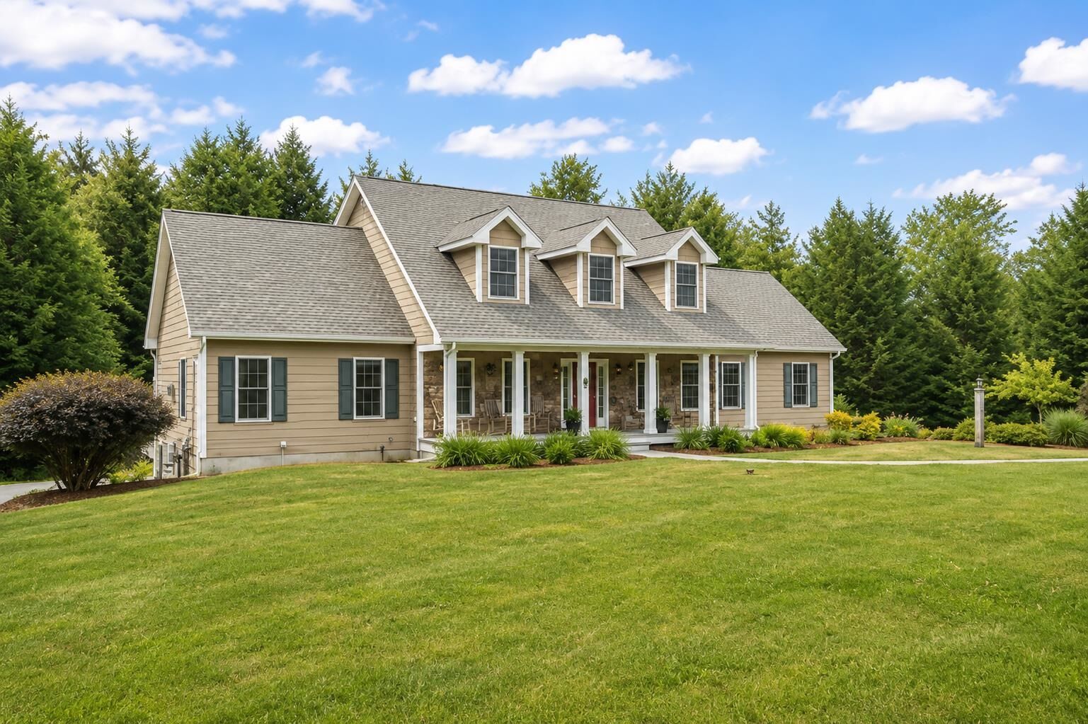Property Photo: 62 Monadnock Lane NH 03458