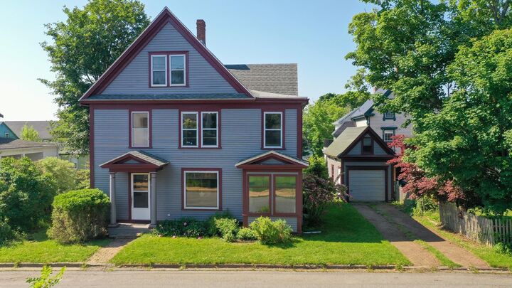 Property Photo: 46 Fox Street Old-Town Lunenburg NS B0J 2C0