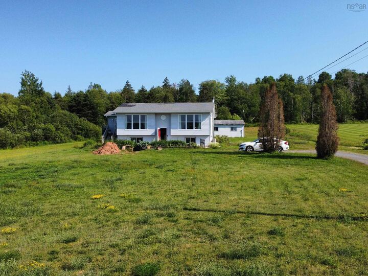 Property Photo: 1478 Highway 215 NS B0N 2R0