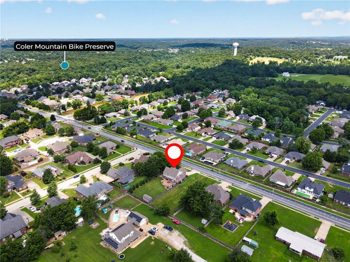 Property Photo: 1407 NW 3rd Street AR 72712