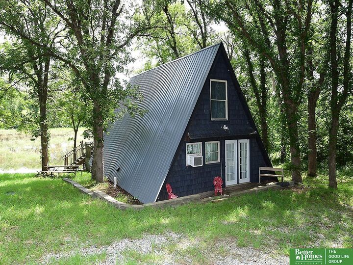 Property Photo:  17998 E Spruce Road  NE 68381 