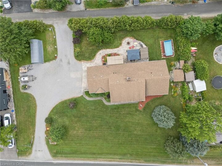 Property Photo:  5 Cookson Street  ON N3Y 4K2 