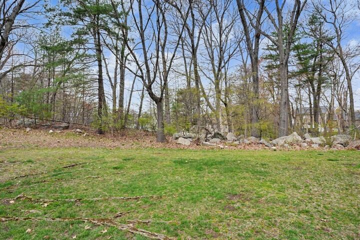 Property Photo:  15 Village Rock Lane 10  MA 01760 