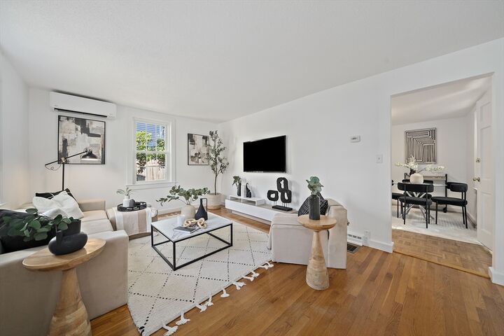 Property Photo:  312 Hunnewell Street 1  MA 02494 