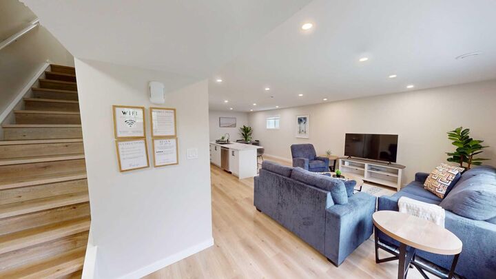 Property Photo: 10021 105 Avenue B AB T8B 1H2