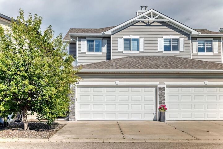 43 Rockmont Court NW — photo 1