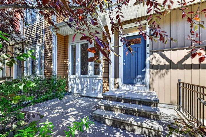 Property Photo: 604 Auburn Bay Square SE AB T3M 0Y9