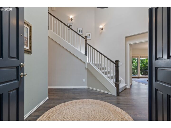 Property Photo:  13852 Taylors Crest Ln  OR 97035 