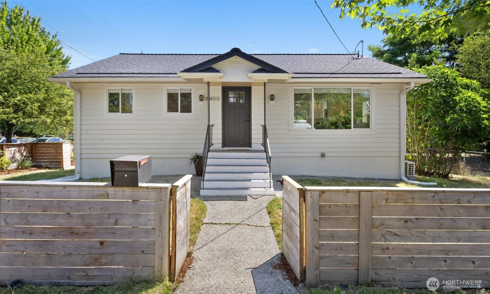 Property Photo: 6400 44th Avenue S WA 98118