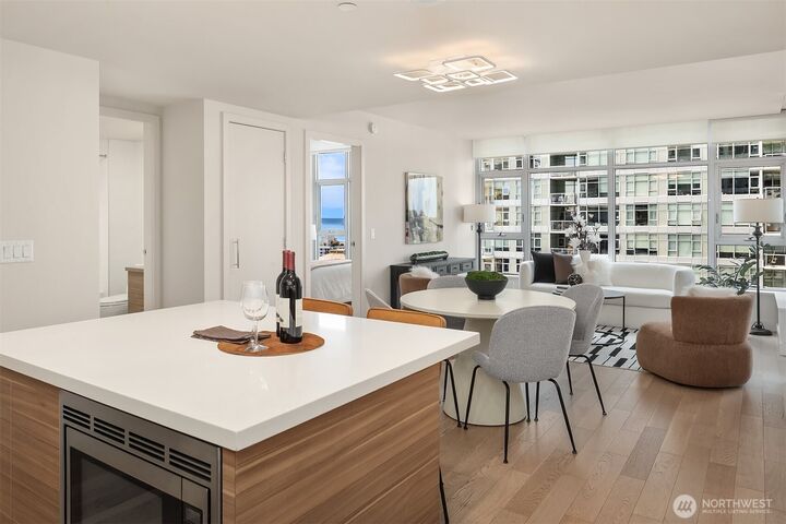 Property Photo:  588  Bell Street 3201S  WA 98121 