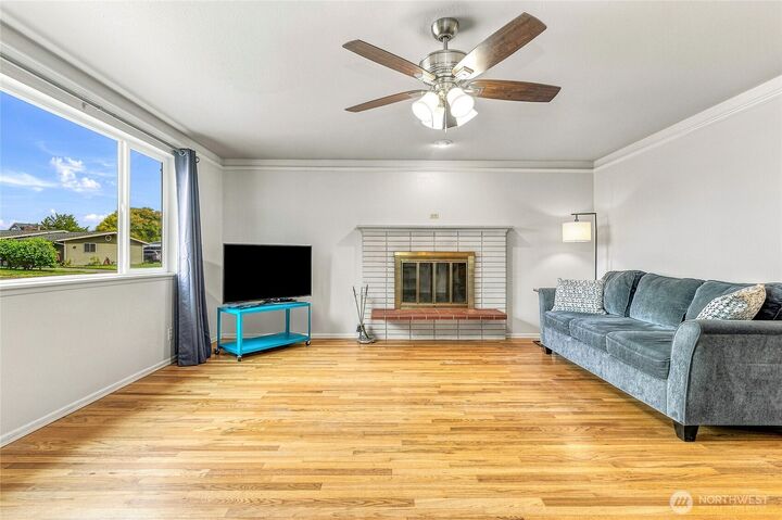 Property Photo: 2016 Crawford Drive WA 99362