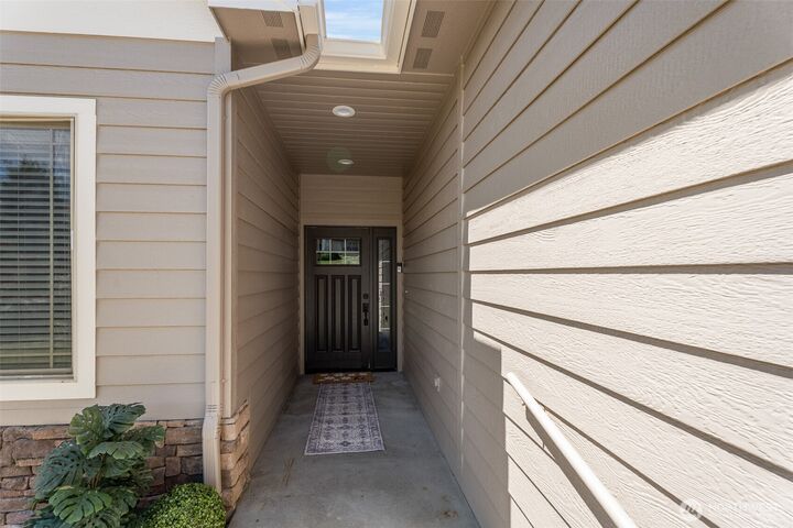 Property Photo: 1541 N Anne Avenue WA 98802