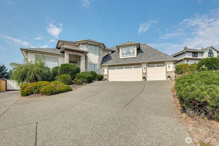 Property Photo:  7403  78th Street NE  WA 98270 