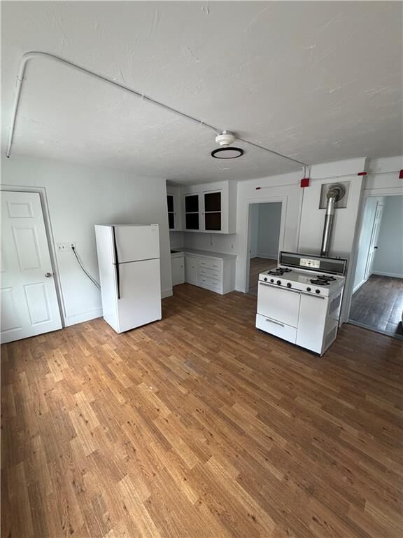 Property Photo: 622 Union Avenue 4 RI 02909