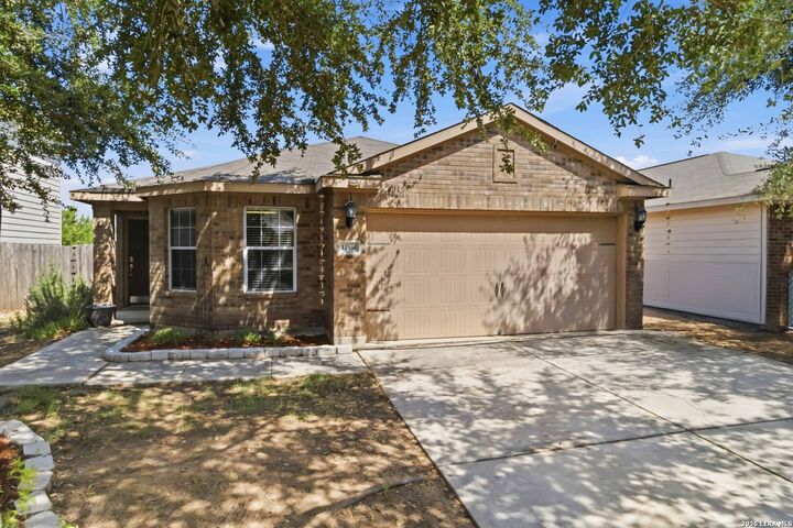 Property Photo:  11854 Luckey Vis  TX 78252 