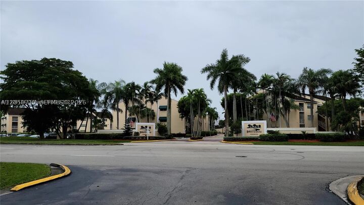 Property Photo:  15320 SW 106th Ter 1115  FL 33196 