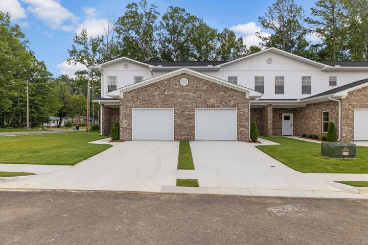 Property Photo:  306 Garden St  AL 35055 