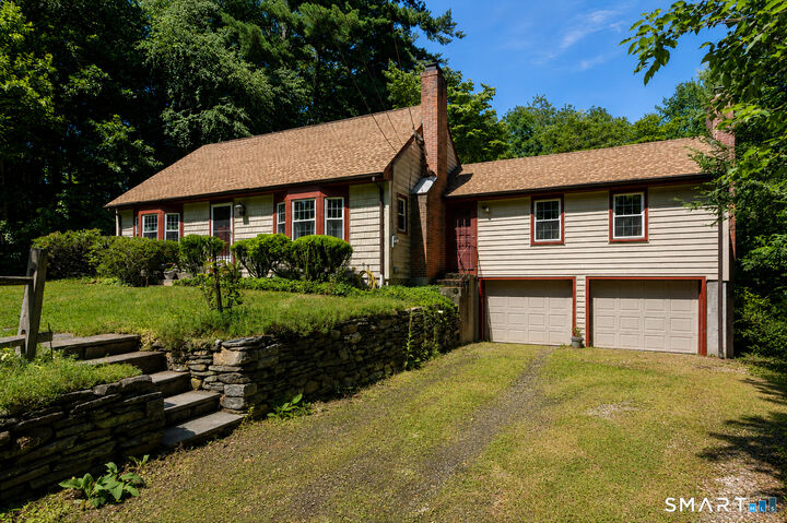 Property Photo:  20 Laurel Drive  CT 06070 