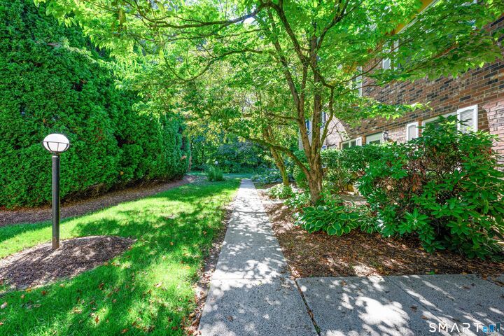 Property Photo:  1400 Hartford Turnpike 12  CT 06473 