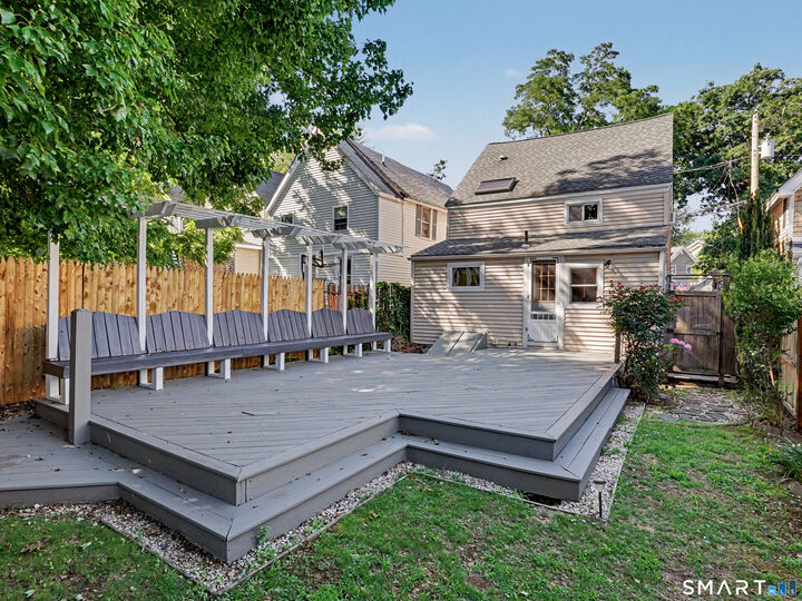 Property Photo:  44 Wood Avenue  CT 06460 