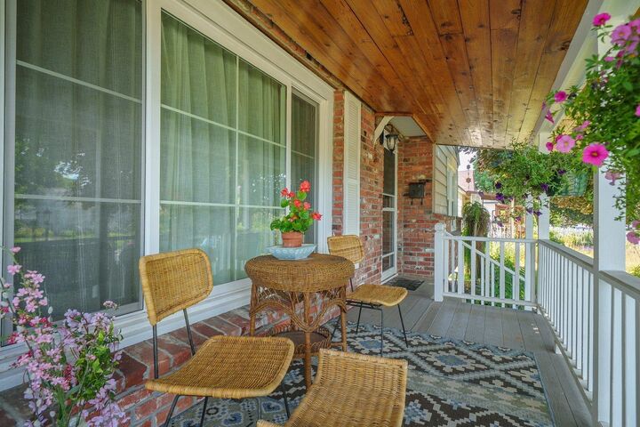 Property Photo:  5124 N Oak St  WA 99205 