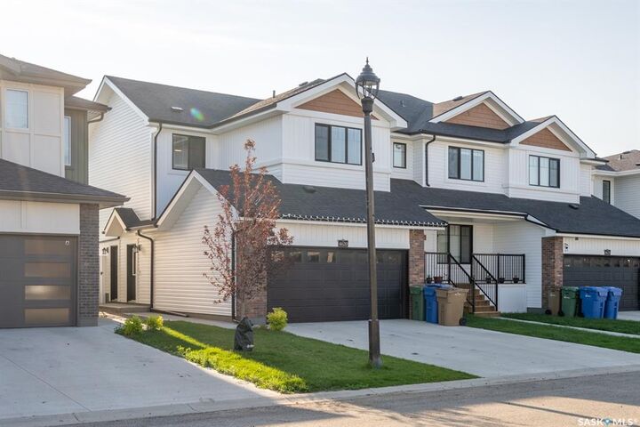 Property Photo:  4620 Ferndale Crescent  SK S4V 4A1 