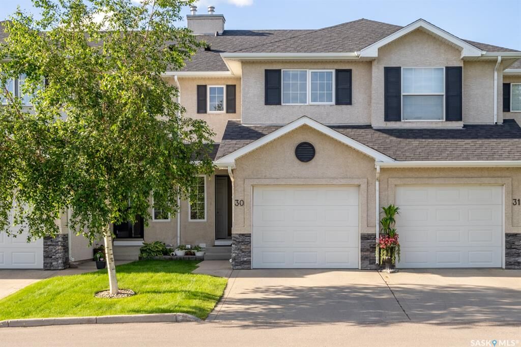 Property Photo: 2400 Tell Place 30 SK S4V 3E3