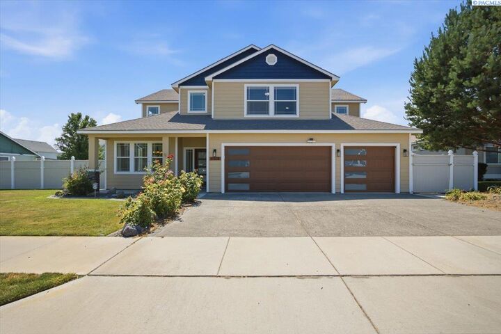 Property Photo: 4508 Segovia Dr WA 99301